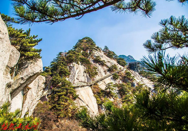 薄刀峰(山峰)