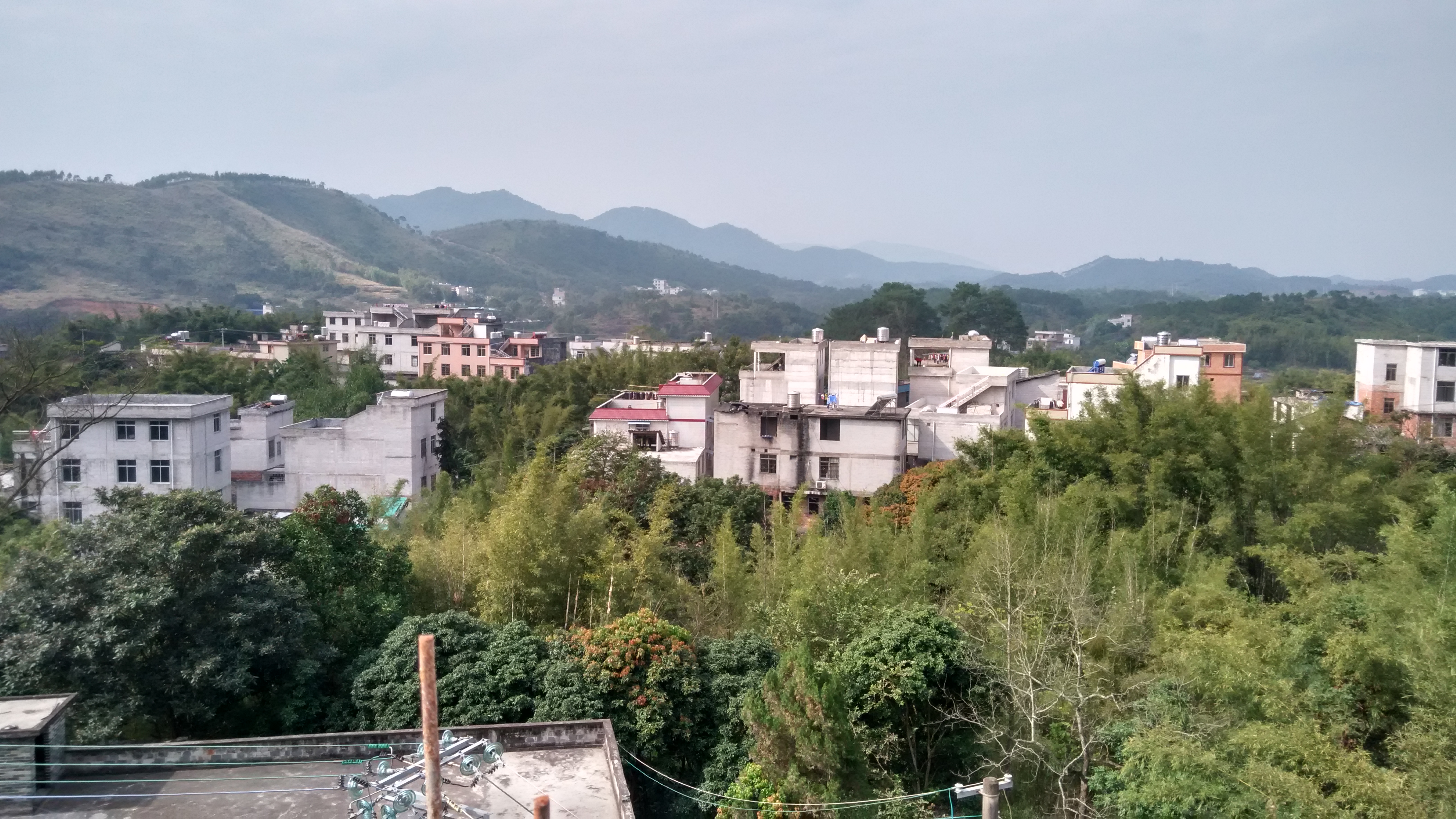 回龍村(廣西梧州市藤縣天平鎮回龍村)