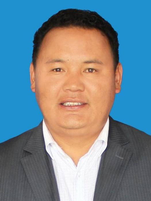 平措(西藏自治區日喀則市鄉村振興局黨組成員、副局長、二級調研員)