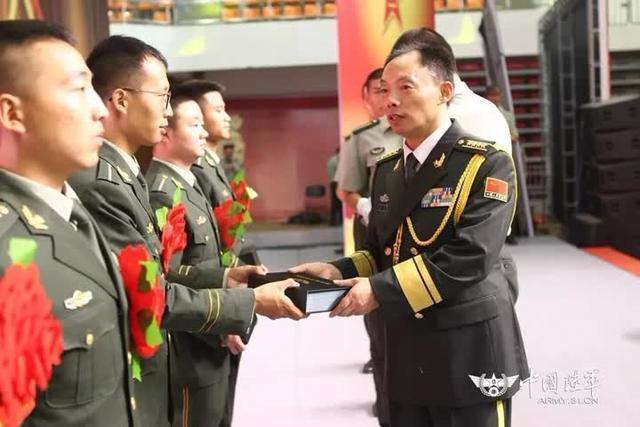 楊忠(中國人民解放軍陸軍少將)