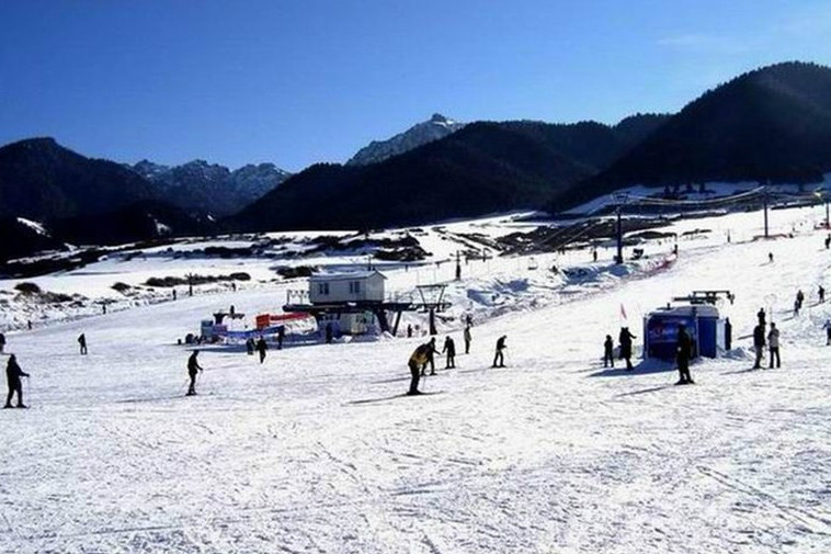 阿爾山太偉滑雪場