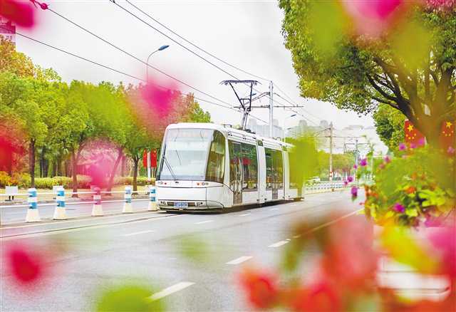 張江有軌電車1路(上海張江有軌電車1路)