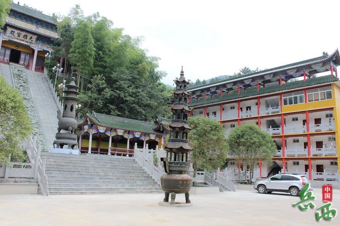 岳西溫泉朝陽寺