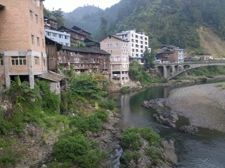 太擁河及沿岸建築