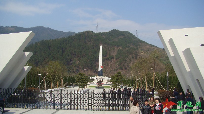 擴建後的烈士陵園