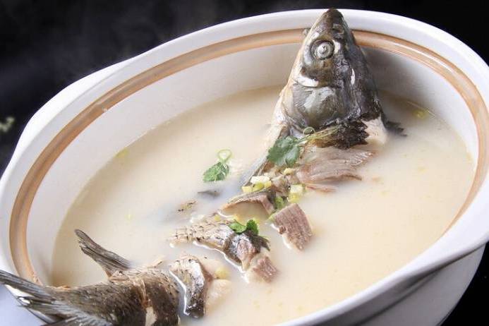 豆芽鯽魚湯