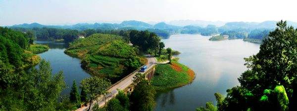 黎香湖濕地生態園