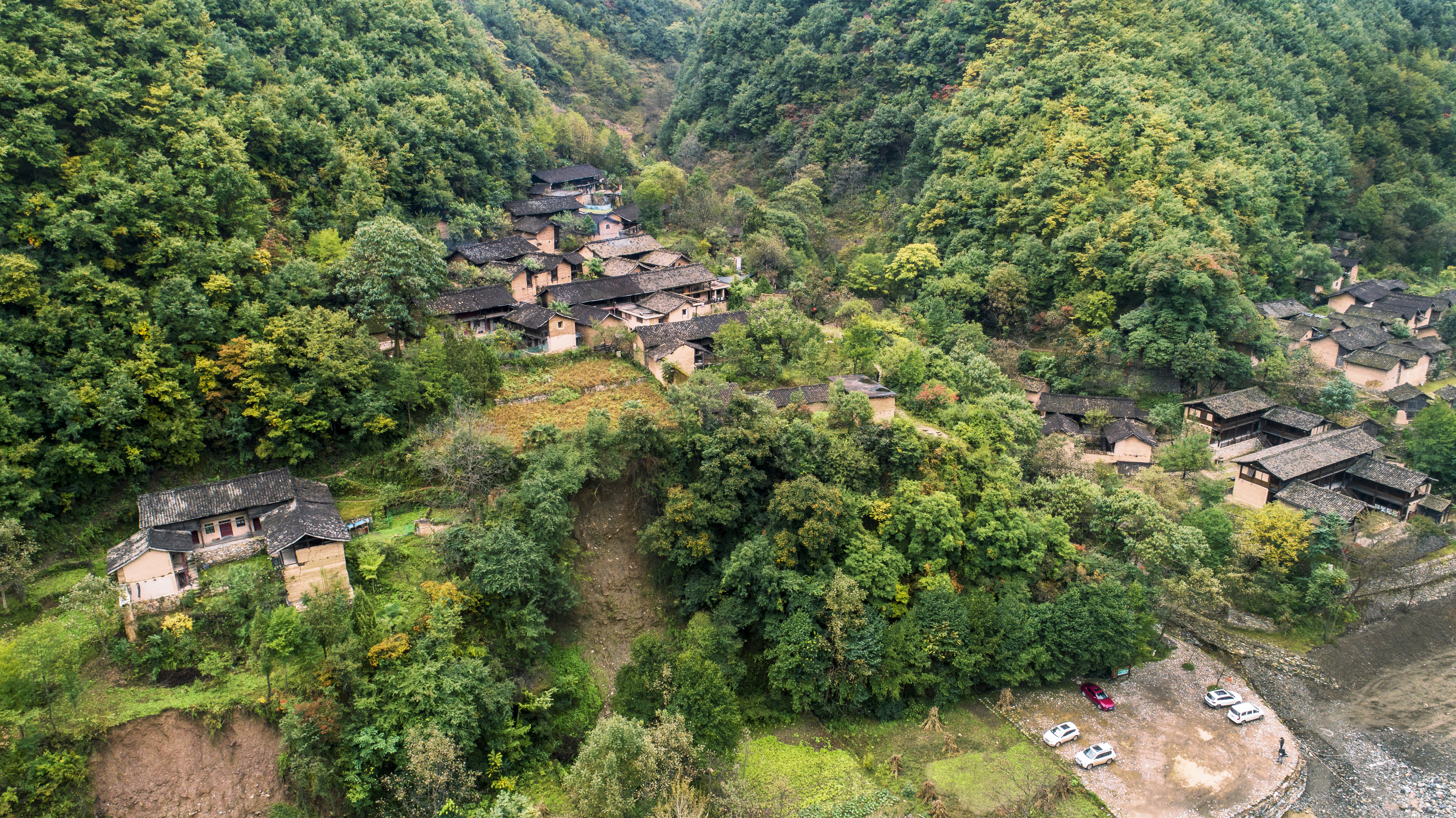 張壩古村