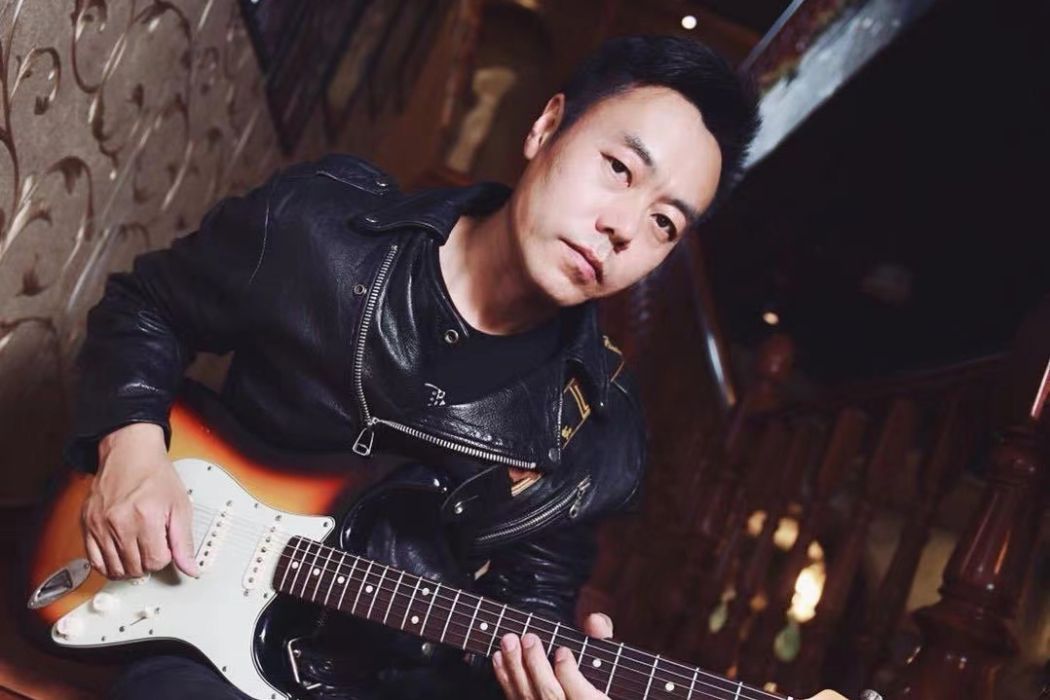 衛華(中國內地男歌手、吉他手、音樂製作人)