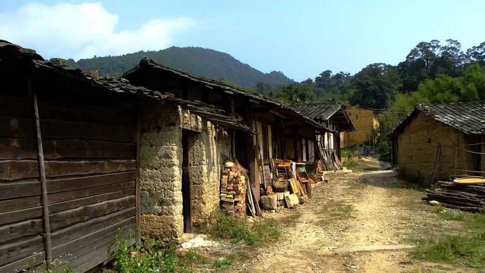 西溝村(雲南省曲靖市馬龍縣納章鎮西溝村)