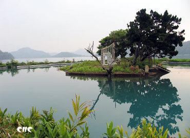 拉魯島