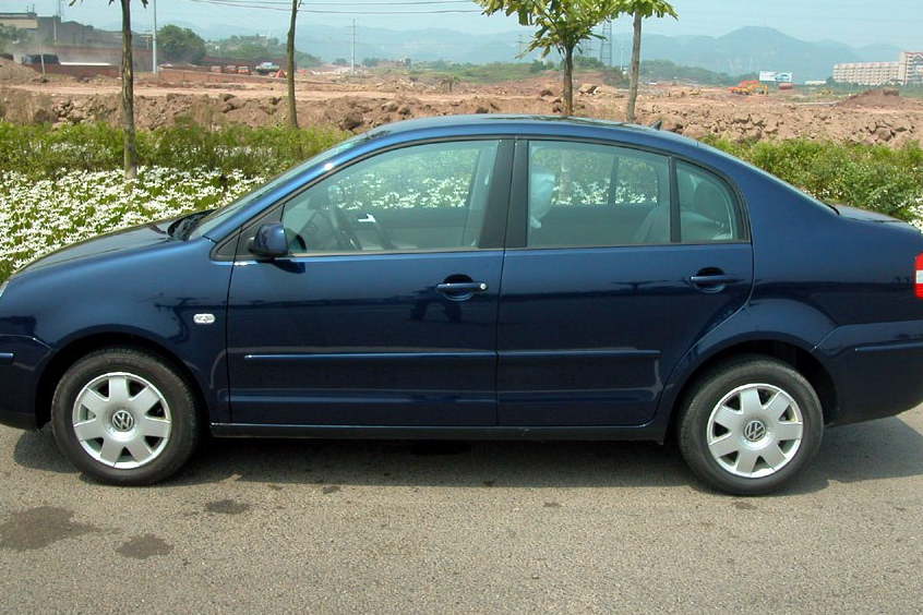 POLO 2005款三廂 1.6L 自動豪華型