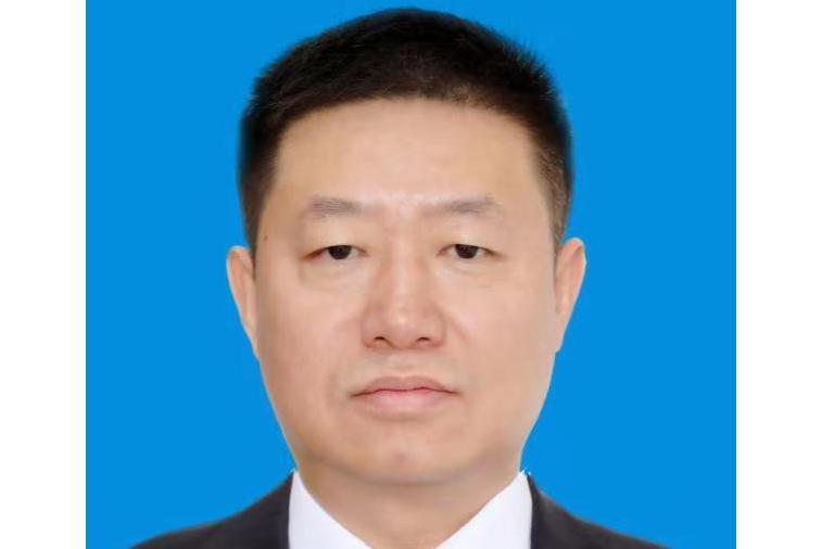 李國輝(吉林省長春汽車經濟技術開發區（長春國際汽車城）黨工委副書記、管委會主任)