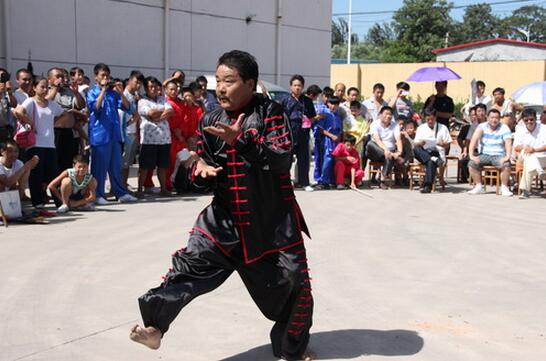 張俊堂(任丘市陰陽八盤掌研究會常務會長)