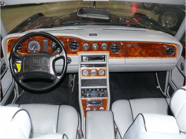 Rolls royce Corniche