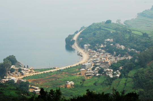 小凹村(雲南省玉溪市江川區路居鎮下轄村)