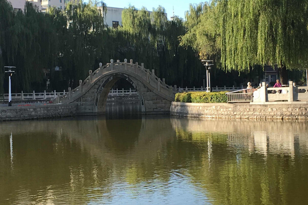 飲馬河公園