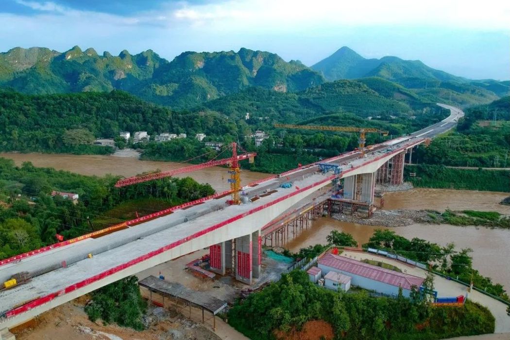 平而河特大橋