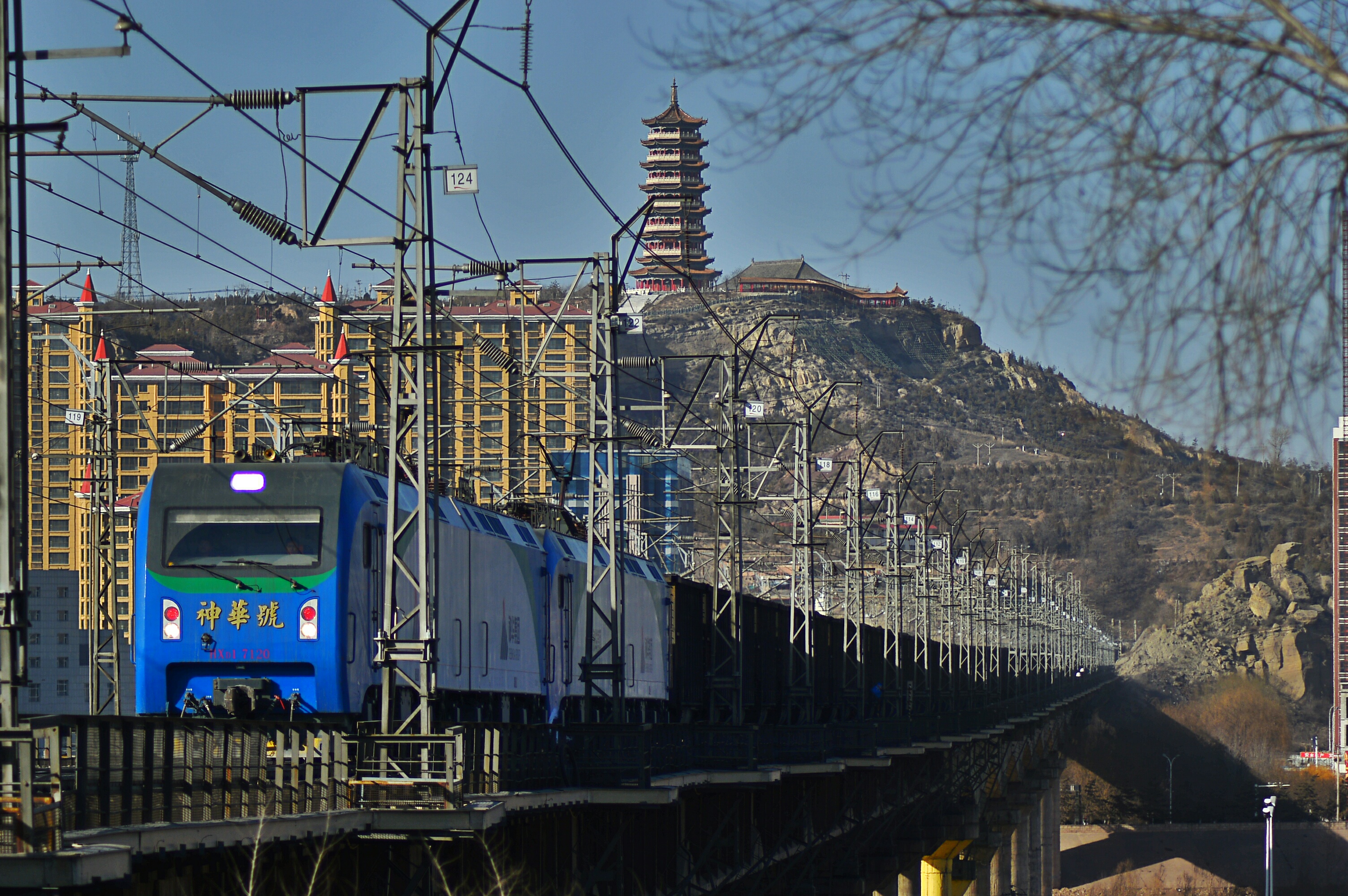 神朔鐵路(神朔線)