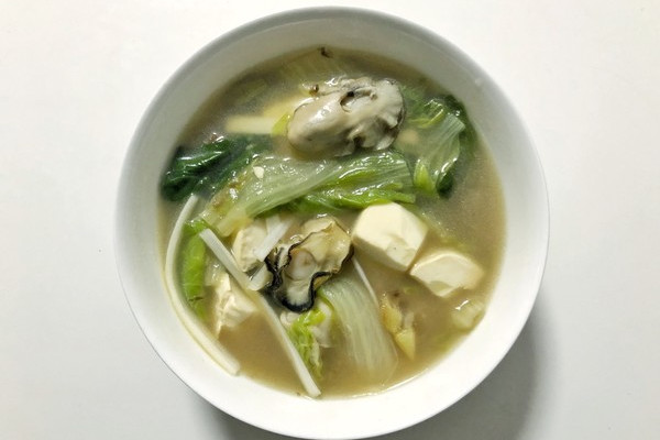 小白菜牡蠣湯