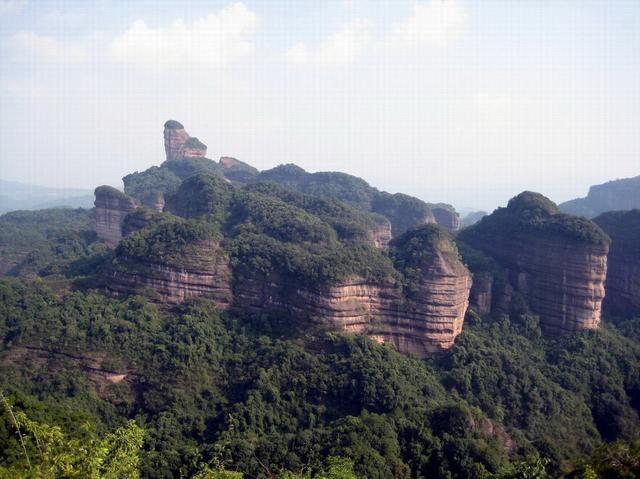 石角丹霞地貌自然景區