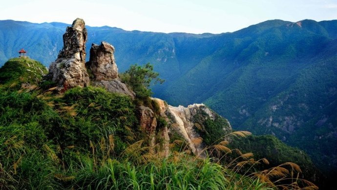 龜湖天星岩（母子岩）