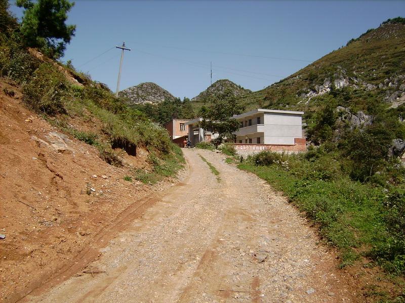 進村道路