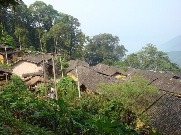 半坡自然村(雲南省墨江縣聯珠鎮半坡自然村)