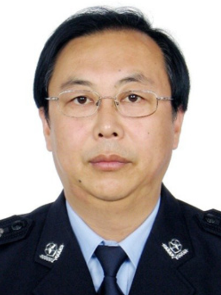 王亮(河北省保定市公安局黨委委員、一級高級警長)
