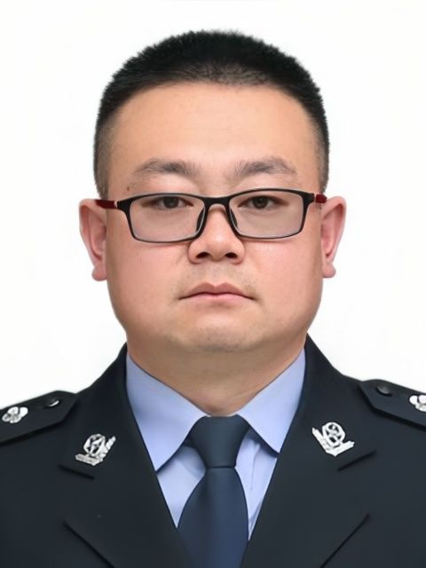 李旭(陝西省商洛市洛南縣公安局城關派出所原輔警)