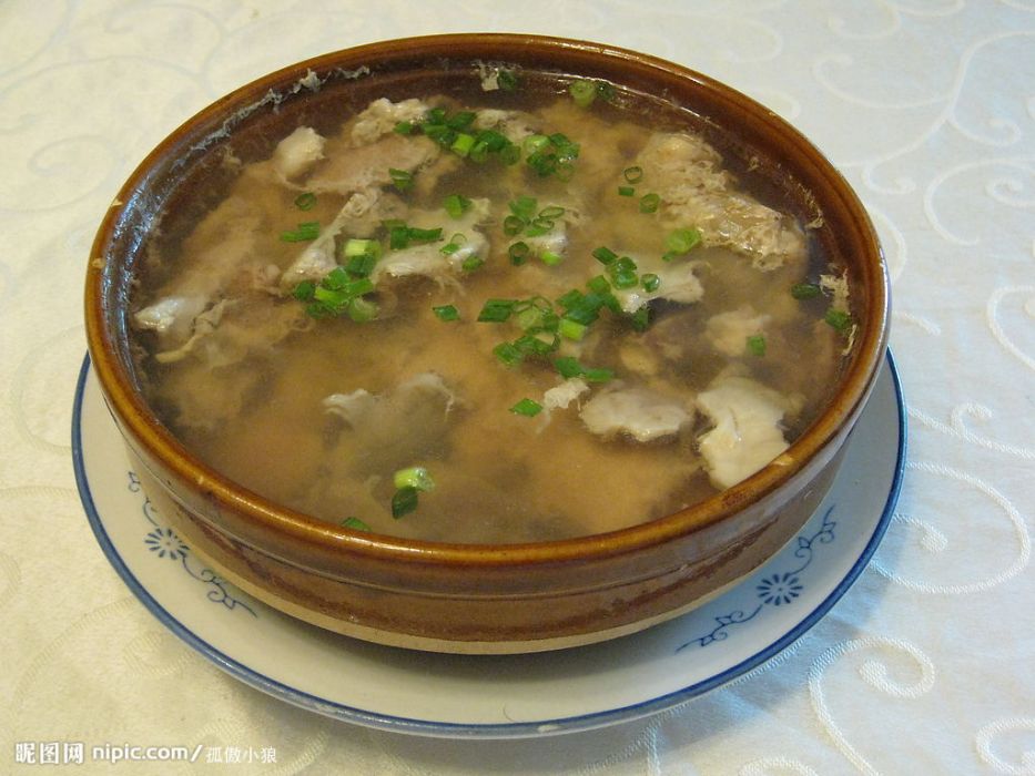 雪梨參麥瘦肉湯