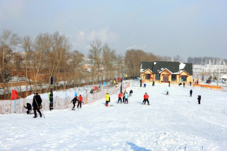 北大荒現代農業園滑雪場