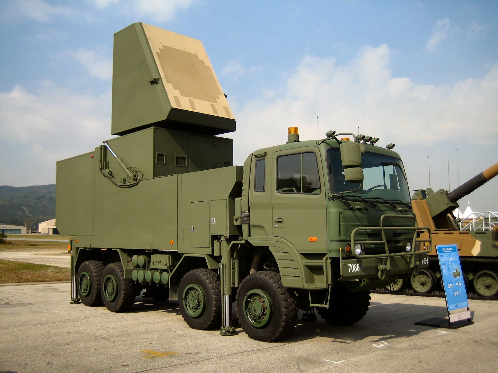 Multi Function Radar (MFR)陸基車