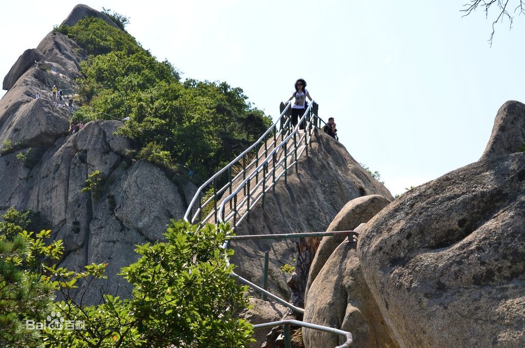 鳳凰山(福建省閩清縣鳳凰山)