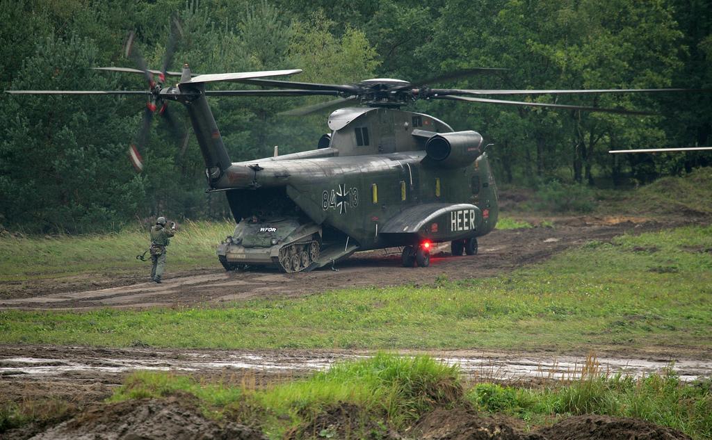 CH-53運輸直升機