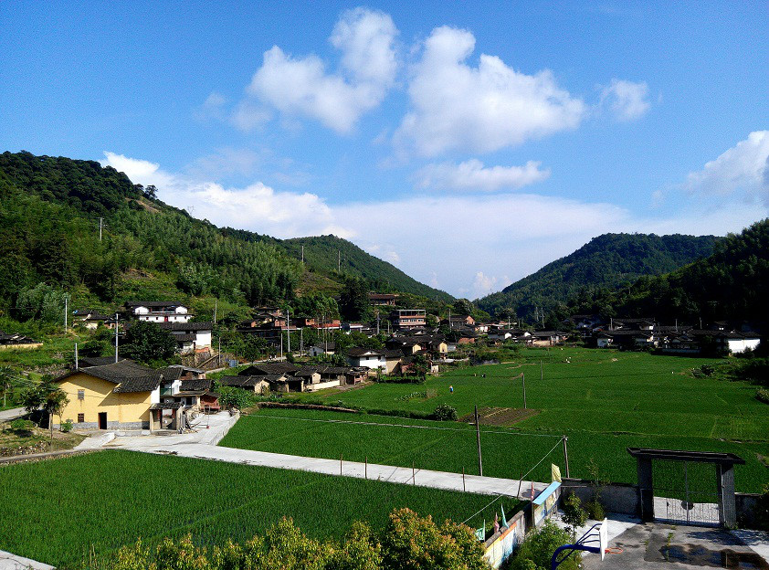 產盂村