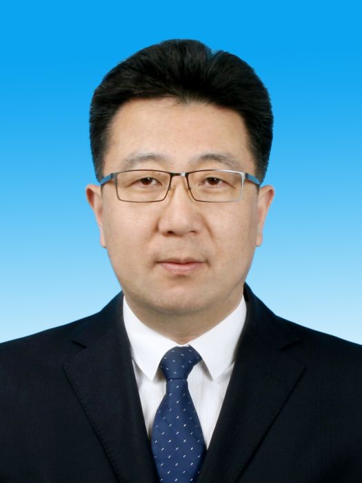 李新江(河南省開封市統計局黨組成員、總統計師)