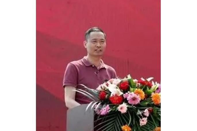 許文杰(潤建股份副董事長，董事)