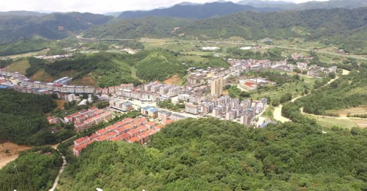 洪田村(安徽省黃山市黃山區永豐鄉洪田村)