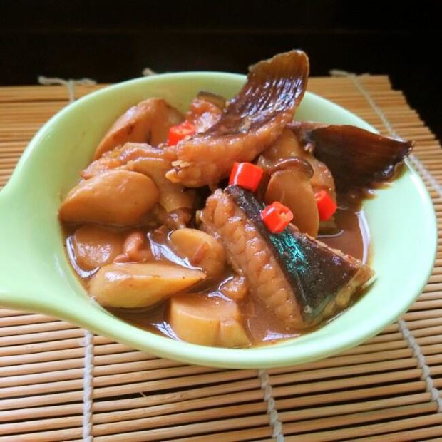 杏鮑菇燜鯰魚