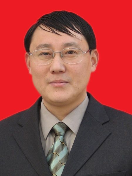 肖宏偉(廣鐵一中化學科組長)