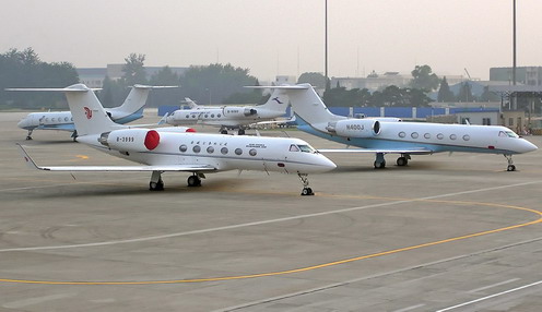 G550公務機在機場