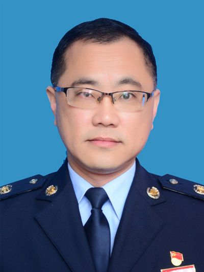 李志強(江西省撫州市南豐縣國家稅務局黨委委員、副局長、二級主辦)