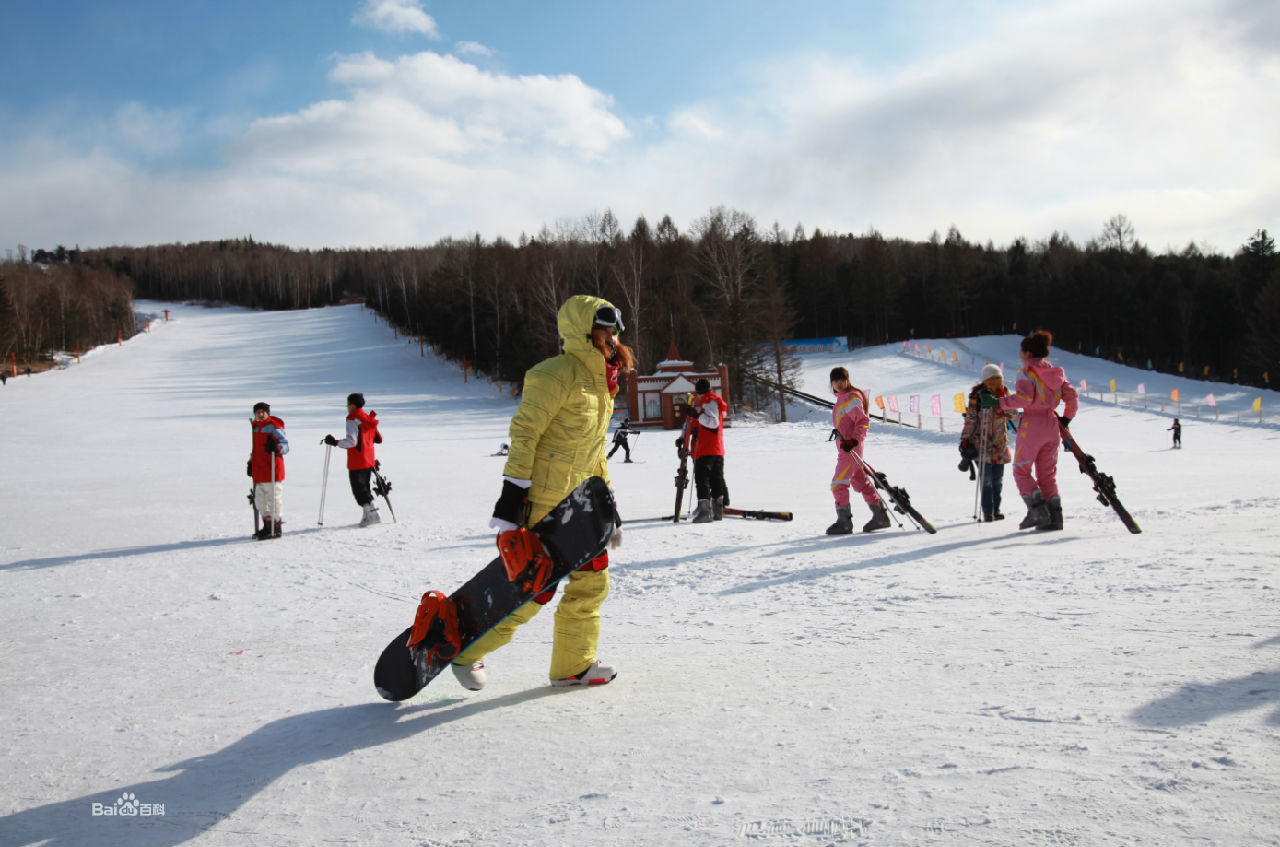 伊春 梅花山滑雪場 單板