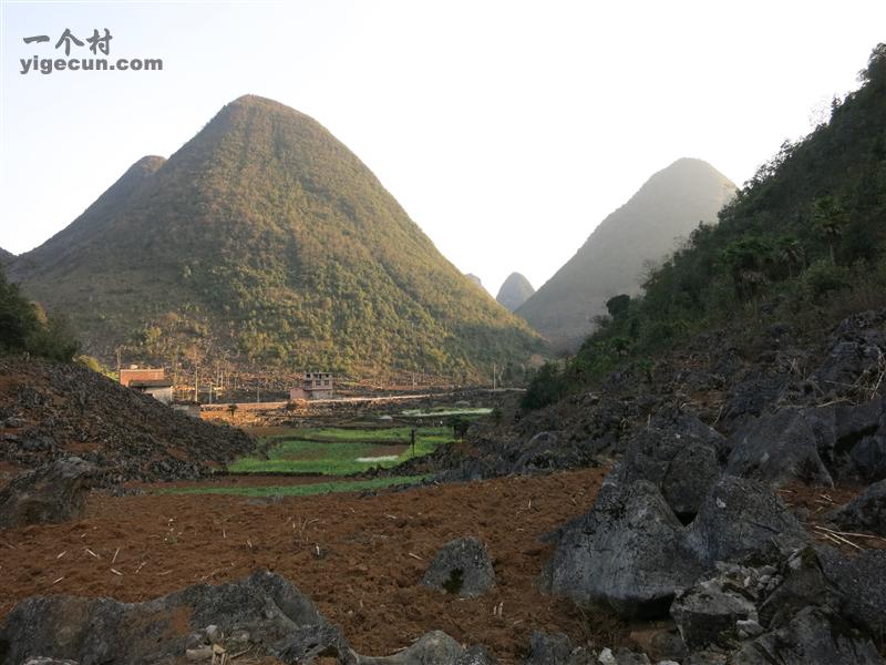 石筍村(雲南省昭通鹽津縣廟壩鎮石筍村)