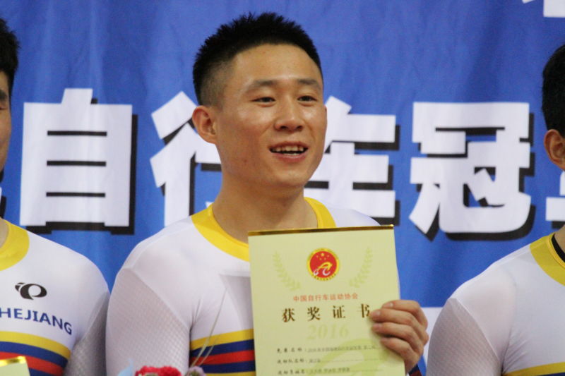 李建鑫(中國腳踏車運動員)