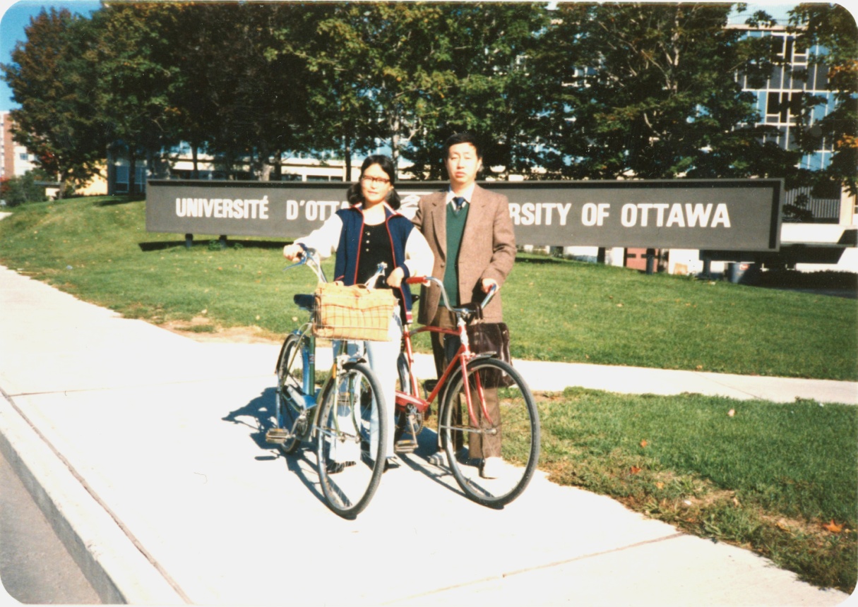 1986年夏穎奇博士夫婦在渥太華大學