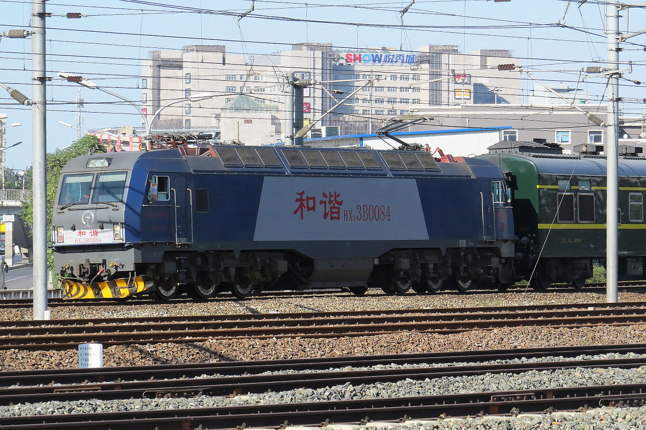 HXD3B型0084號機車牽引部屬車