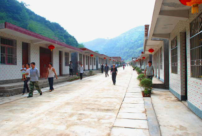 中壩村(雲南省曲靖市陸良縣小百戶鎮下轄村)