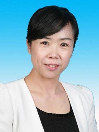 李萍(新疆生產建設兵團統計局黨組成員、副局長)